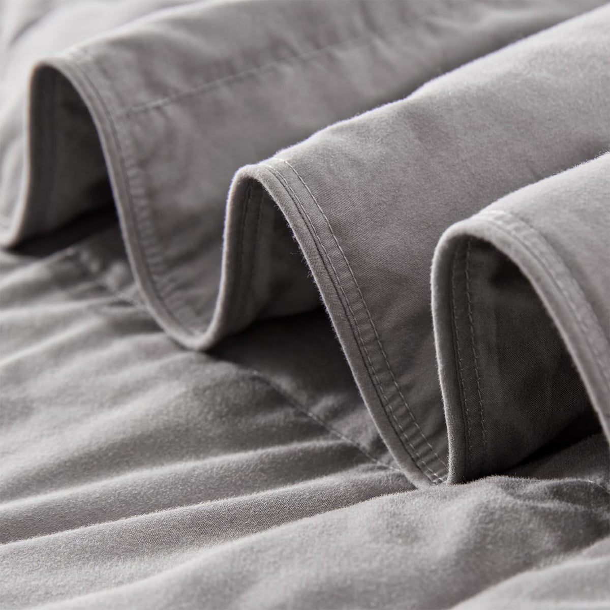 Globon Summer Down Blanket , Extra Lightweight  for Hot Sleepers, Noiseless &amp; Extra Soft,12 Ounce Fill Weight, Grey