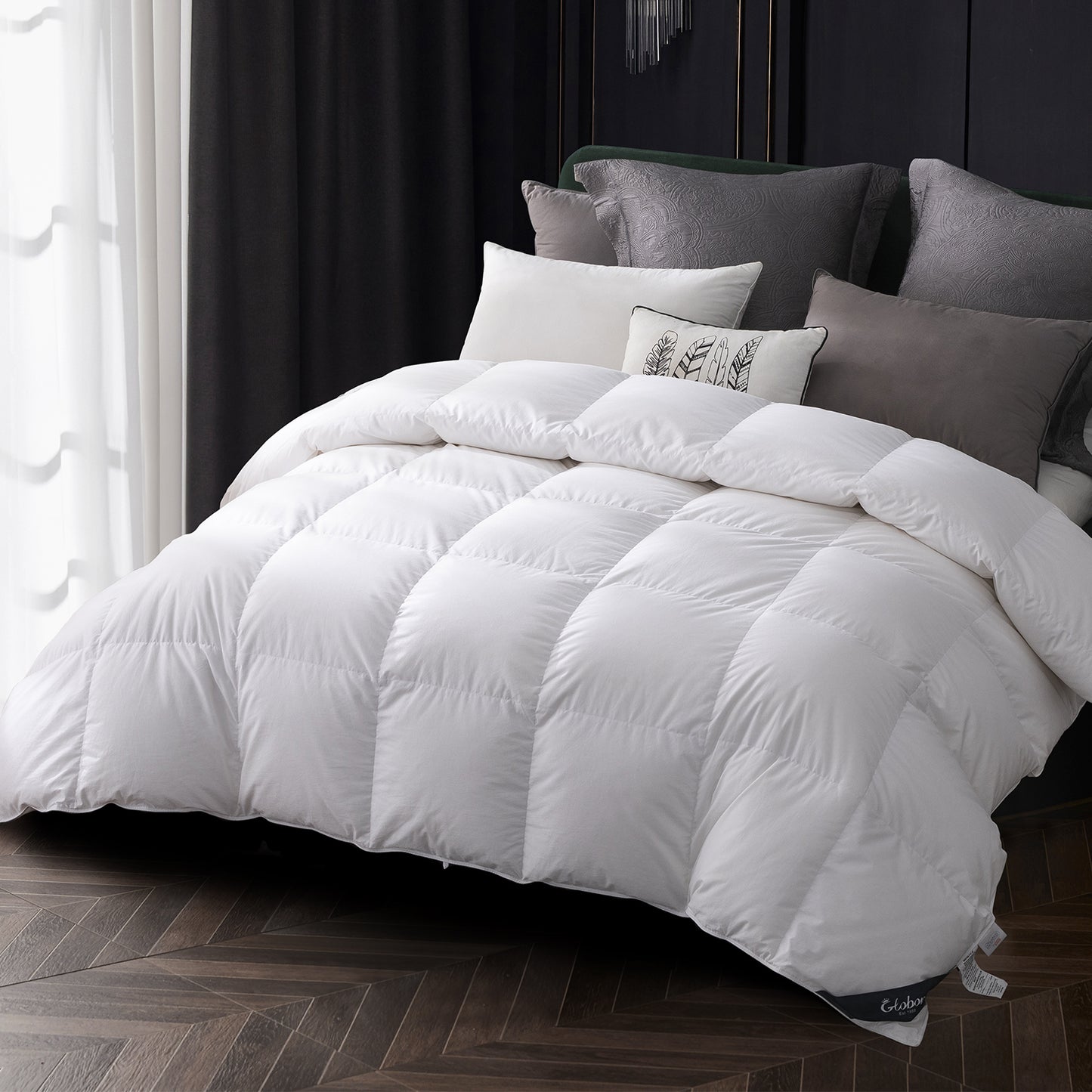 Globon All Season Down Comforter